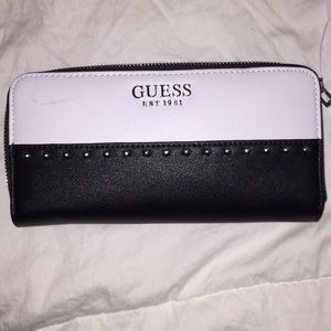 Guess EST 1981 Wallet